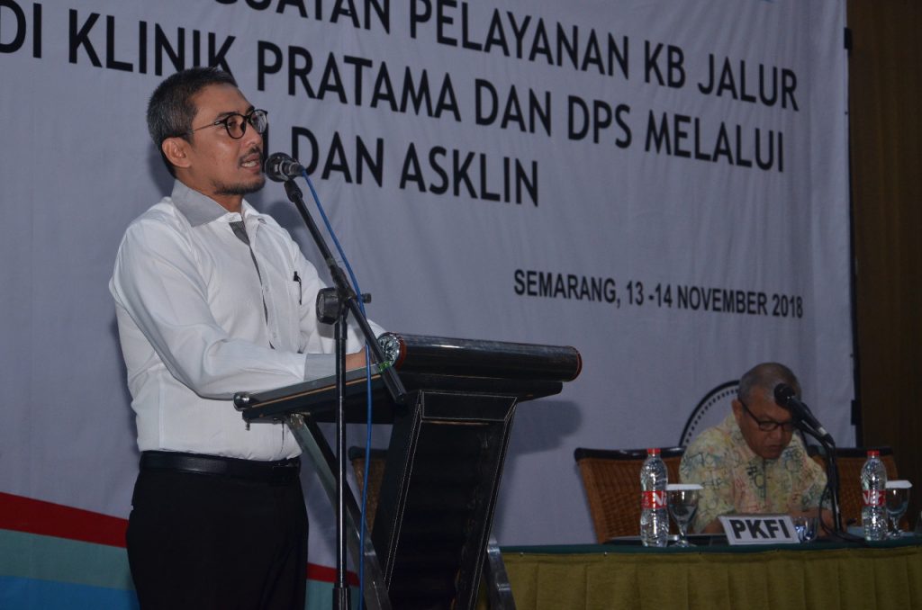 Mahasiswa a.n M. Husen Prabowo menjadi narasumber temu kerja penguatan pelayanan KB