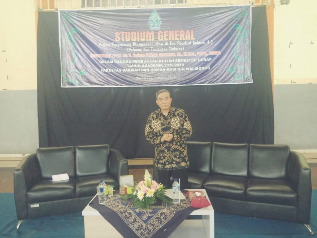 Dosen S3 Kesehatan Masyarakat UNS menjadi narasumber pada Studium General UIN Walisongo Semarang