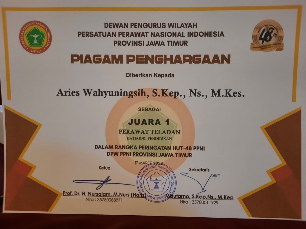 Mahasiswa Program Studi S3 Kesehatan Masyarakat an. Aries Wahyuningsih  Mendapat Juara 1 Perawat Teladan Kategori Pendidikan dalam Rangka Peringatan HUT-48 PPNI DPW PPNI Provinsi Jawa Timur